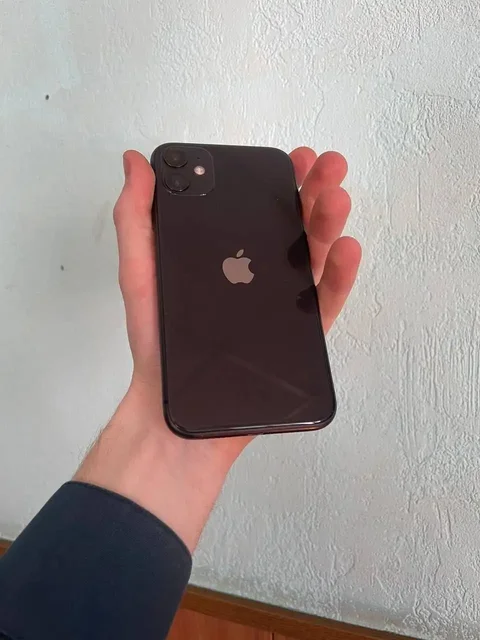 Продажа iPhone: 11, XR, 15 в наличии - Аксессуары для электроники в Пермь