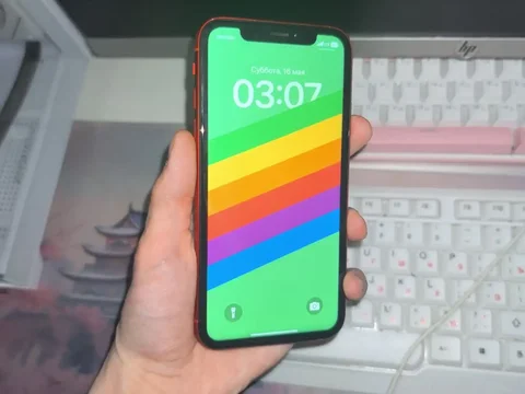 Продам Apple iPhone - Аксессуары для электроники в Пермь