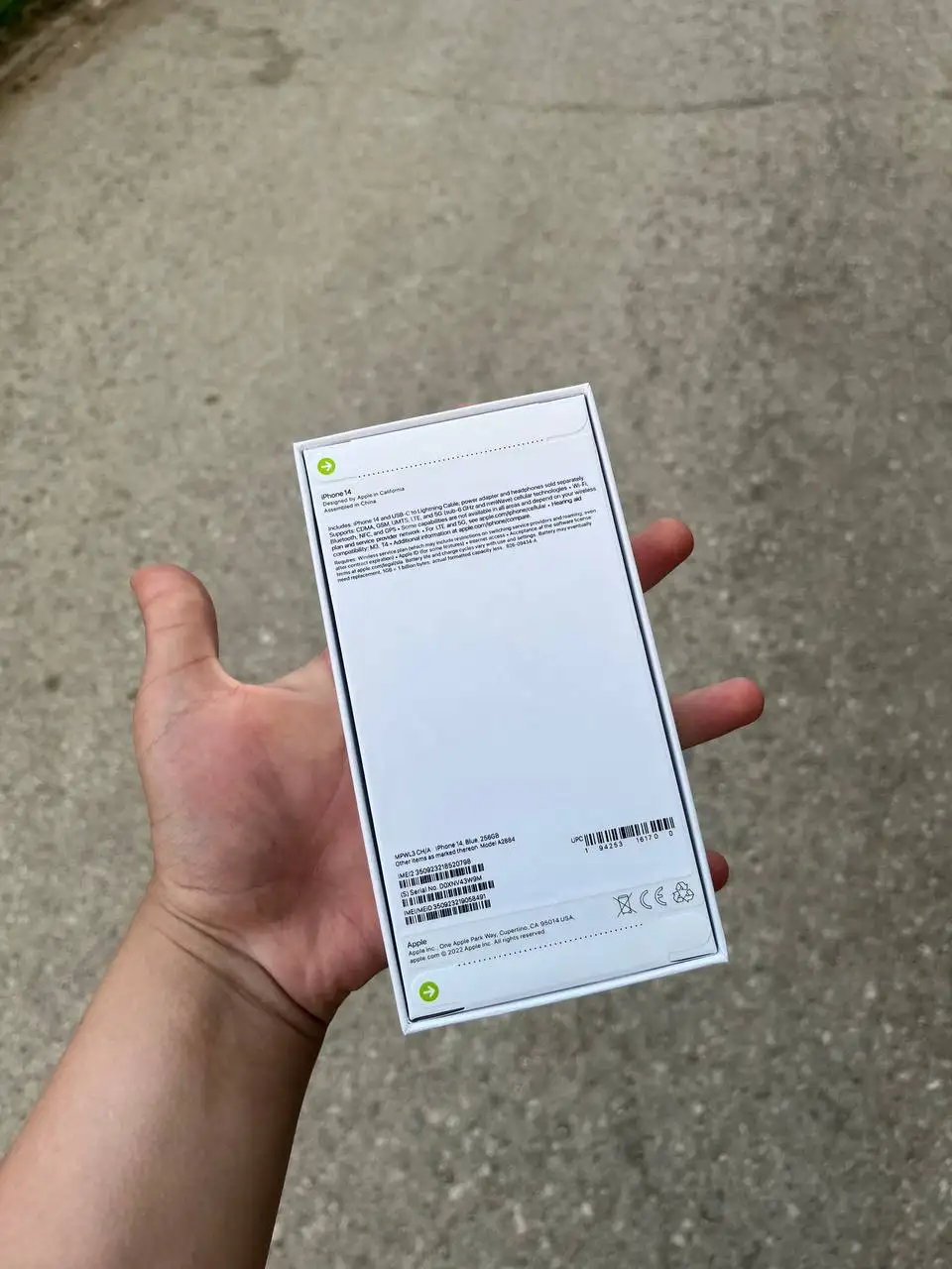 iPhone 14 256Gb новый в упаковке - Смартфоны и аксессуары (Электроника) в Пермь