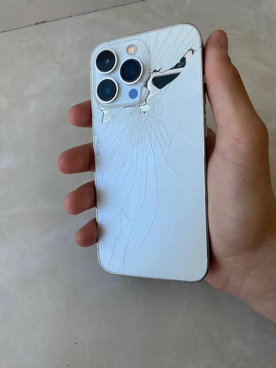 Продажа/обмен Apple iPhone - Электроника в Пермь