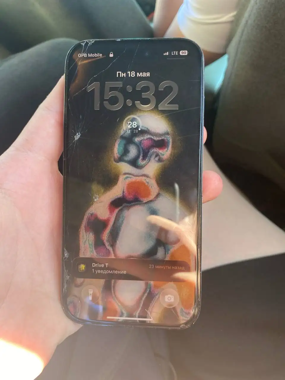 Продам iPhone с неисправностями - Электроника в Пермь