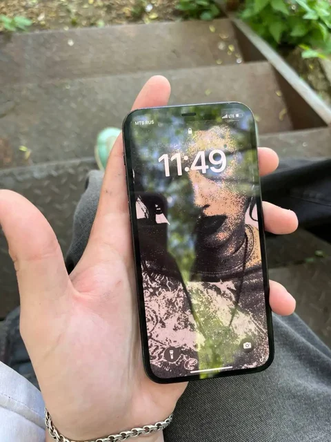 Продам iPhone 12 Pro 256 ГБ - Компьютеры и комплектующие в Пермь
