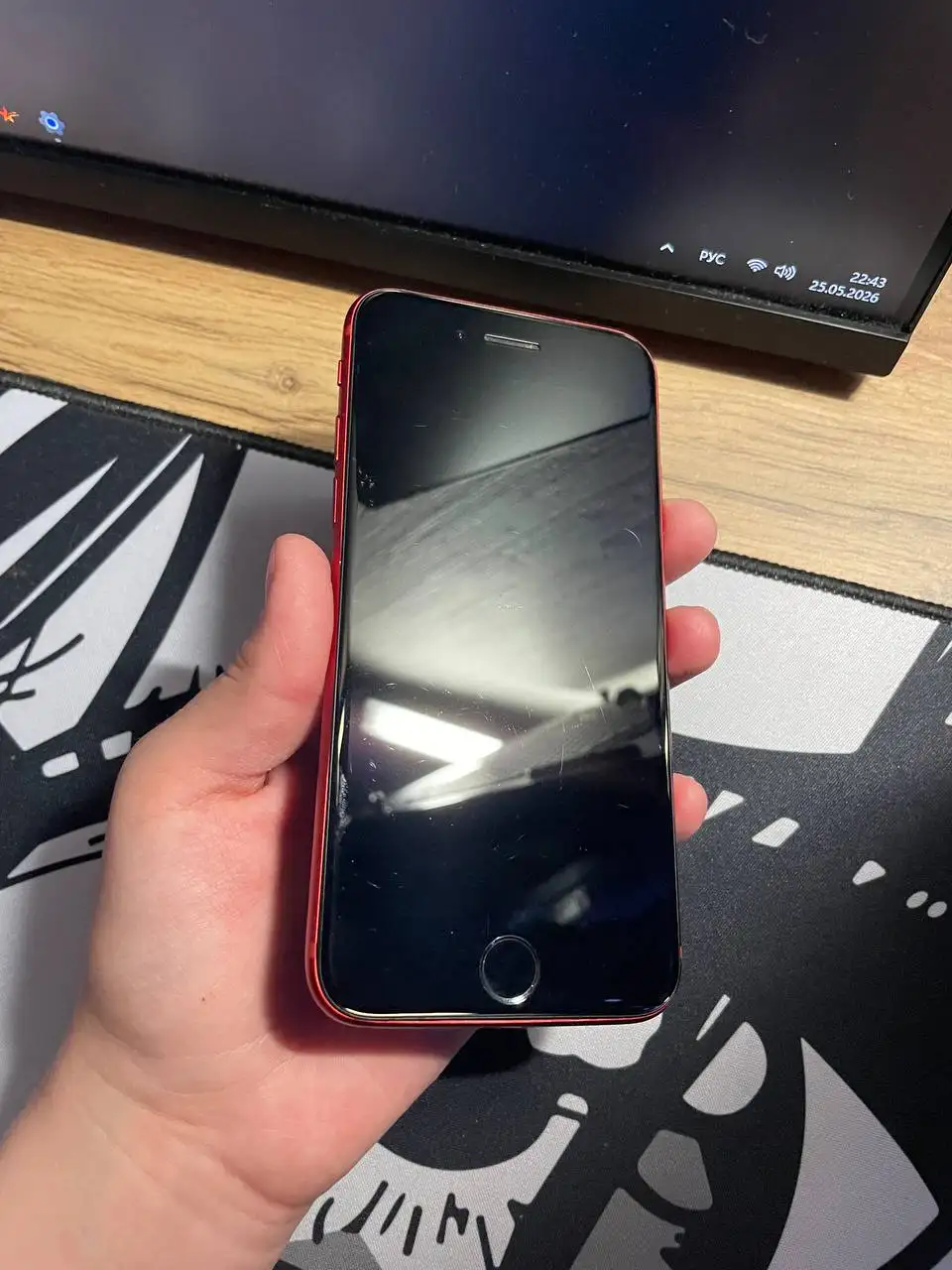 Apple iPhone в Перми (найден на улице, не заблокирован?) - Смартфоны и телефоны (Электроника) в Пермь
