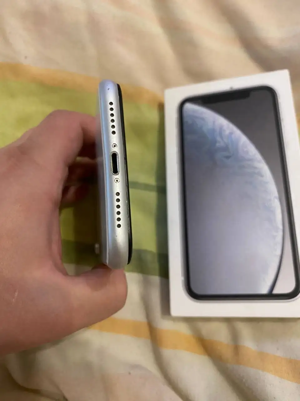iPhone XR отличный - Смартфоны (Электроника) в Пермь
