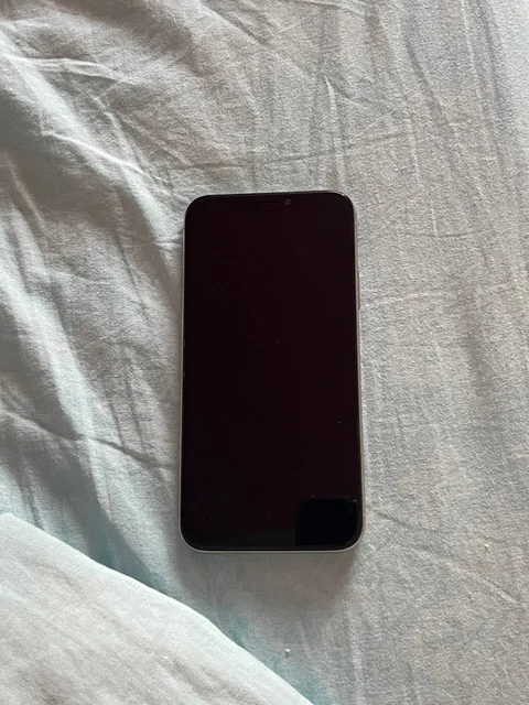 Продажа Apple iPhone на запчасти - частное объявление в Пермь