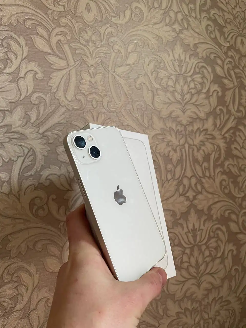 iPhone 13 128GB White - Смартфоны (Электроника) в Пермь