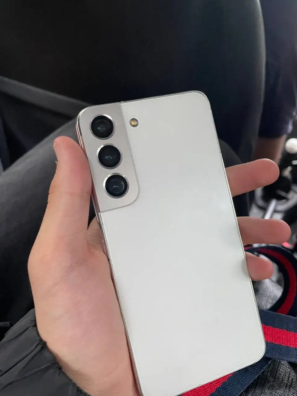 Продажа Apple iPhone - Мобильные телефоны (Электроника) в Пермь