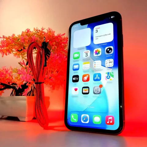 Продам iPhone 11 Red 64GB - Компьютерная периферия в Пермь