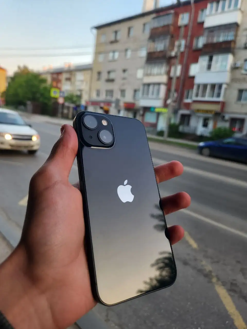 Продается iPhone 13 128GB Black - Телефоны (Электроника) в Пермь