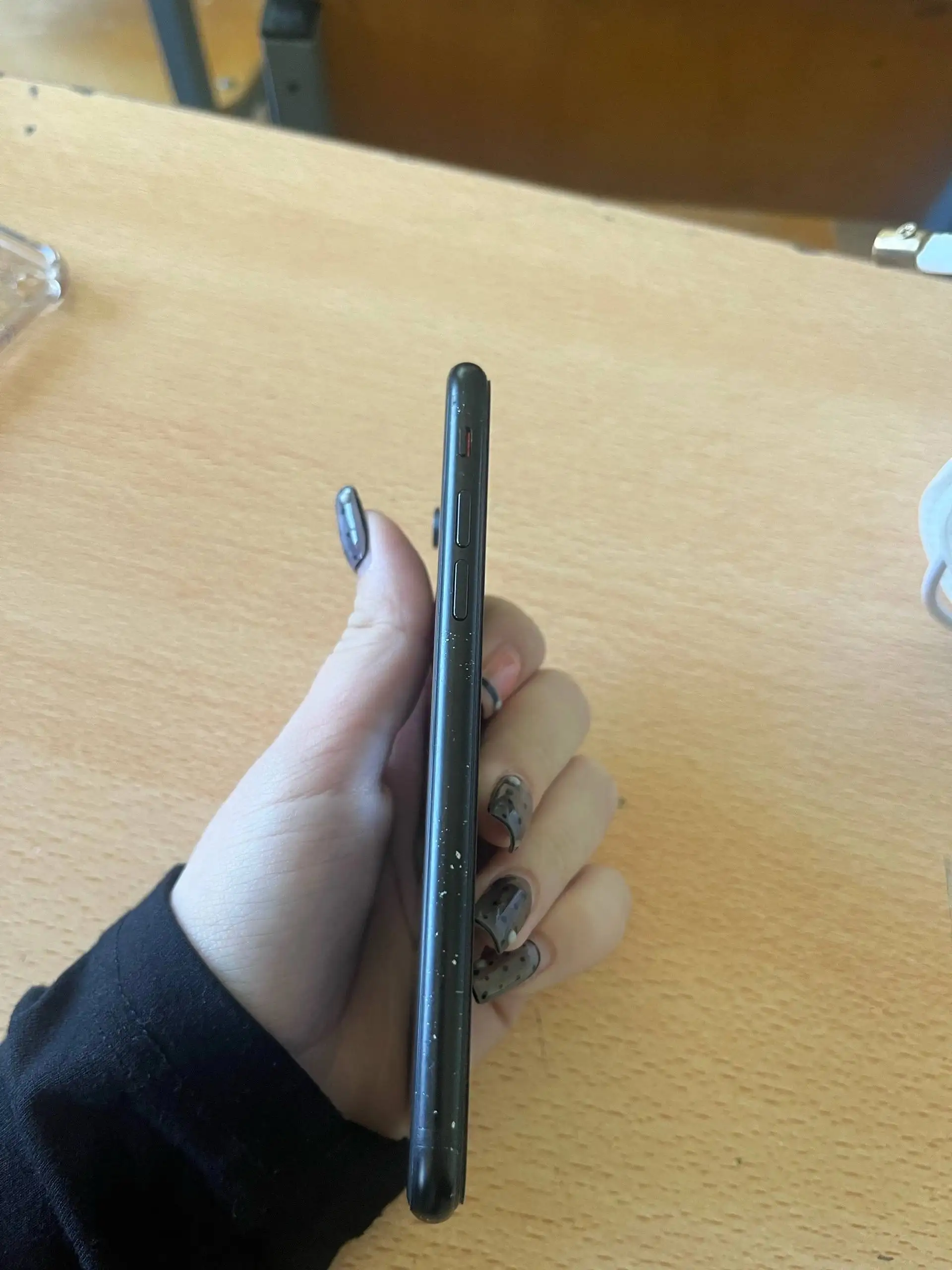 Обменяю iPhone SE 2020 128GB - Смартфоны (Электроника) в Пермь