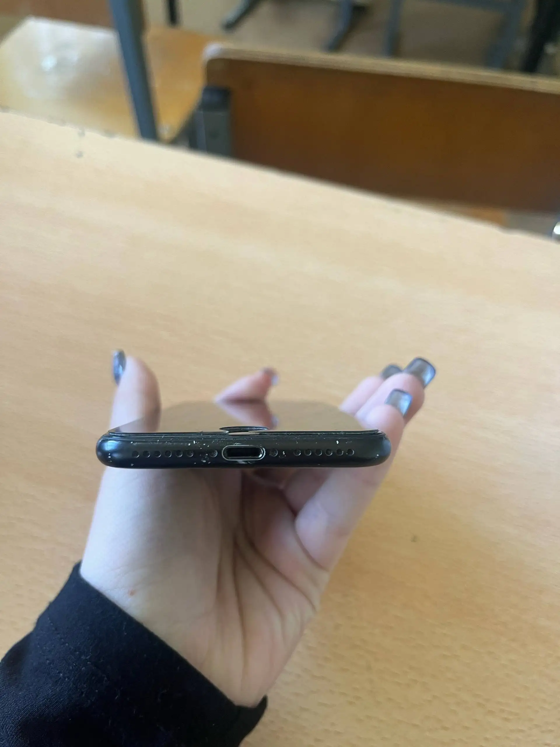 Обменяю iPhone SE 2020 128GB - Смартфоны (Электроника) в Пермь