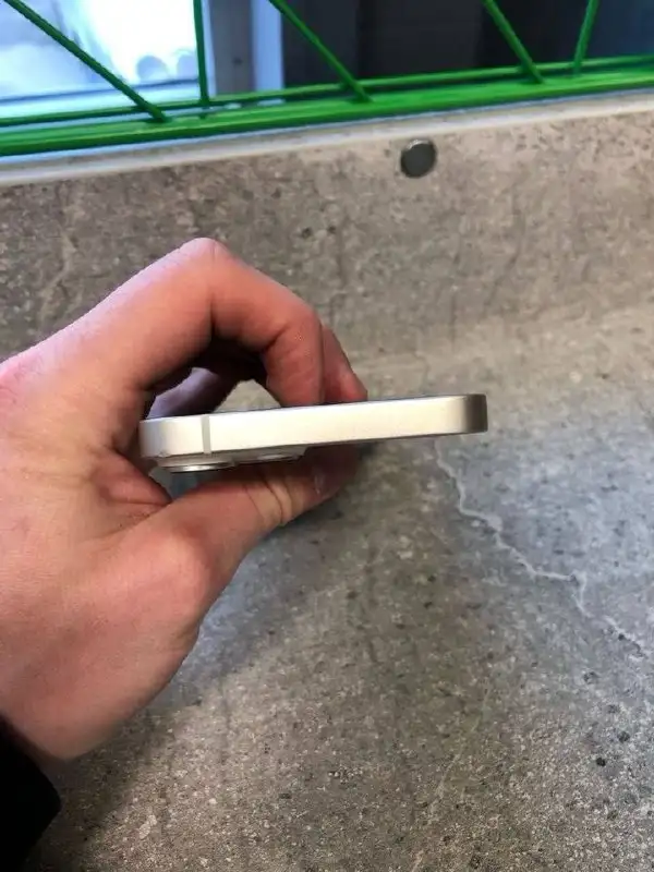 Apple iPhone 14 - Мобильные телефоны и аксессуары (Электроника) в Пермь