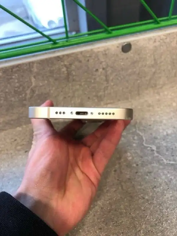 Apple iPhone 14 - Мобильные телефоны и аксессуары (Электроника) в Пермь