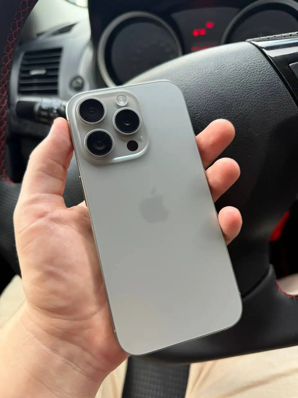 Продам iPhone 15 Pro 256GB - Смартфоны (Электроника) в Пермь
