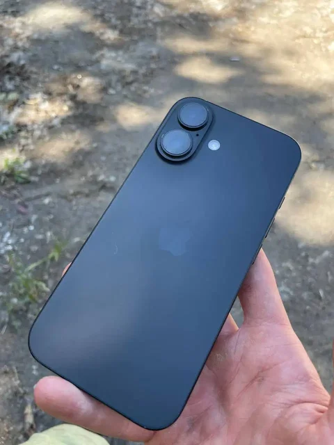 iPhone 16 256гб - Смартфоны и игровые приставки в Пермь