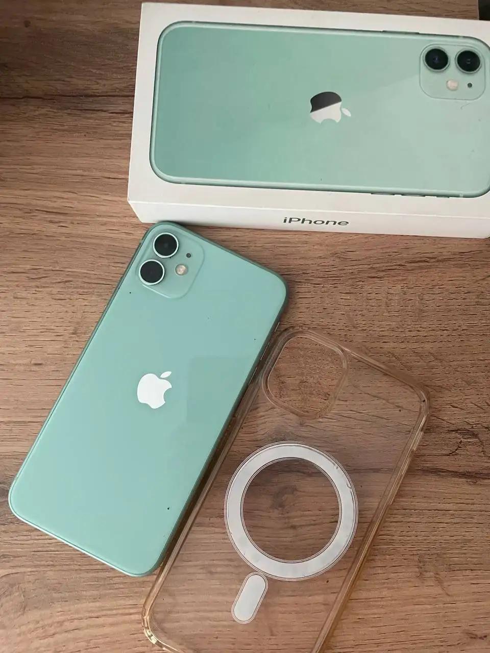 Продажа iPhone 12 mini и iPhone 11 с гарантией - Электроника в Пермь