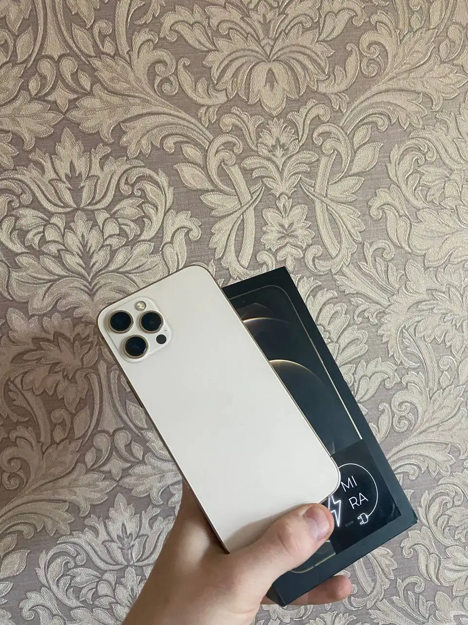 Продажа iPhone 12 mini и iPhone 11 с гарантией - Электроника в Пермь