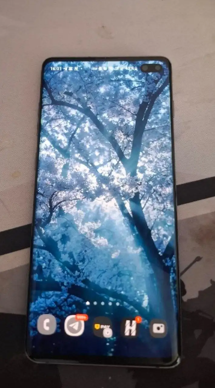 Samsung S10+ - Смартфоны (Электроника) в Пермь