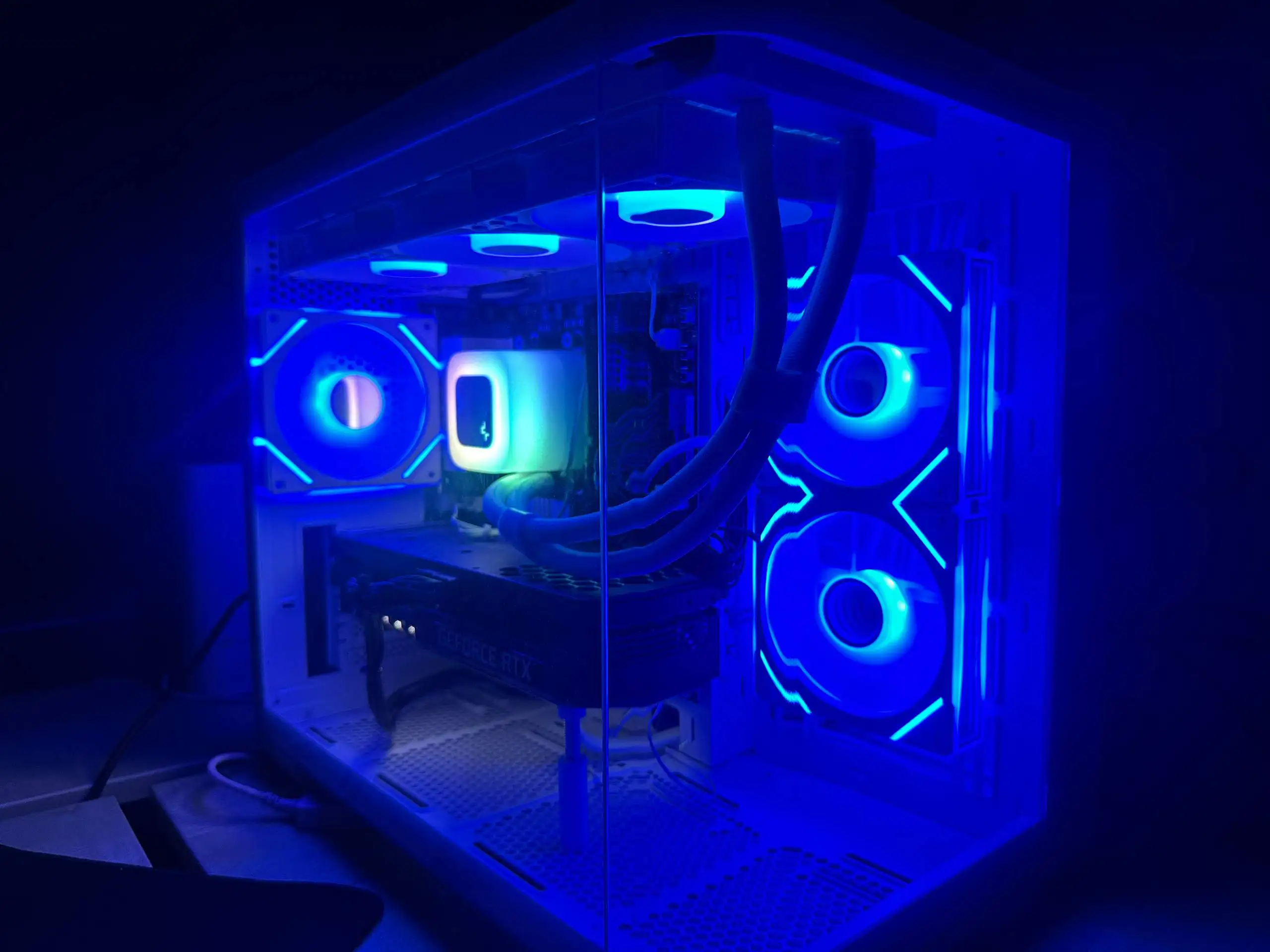 Игровой ПК Ryzen 7 7800X3D, RTX 3070 Ti, 16GB DDR5 - Компьютеры (Электроника) в Пермь