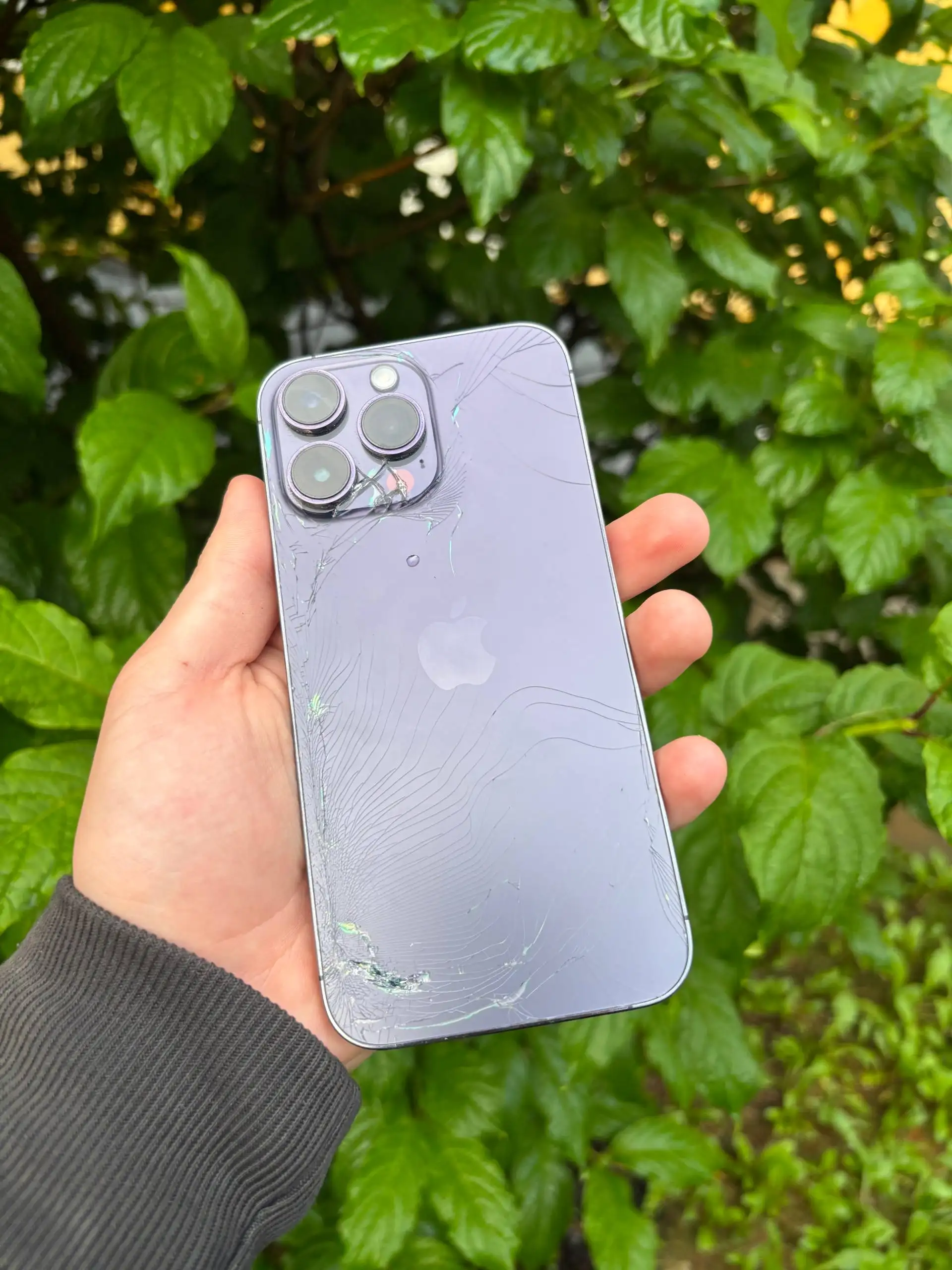 iPhone 128ГБ в отличном состоянии - Смартфоны и гаджеты (Электроника) в Пермь