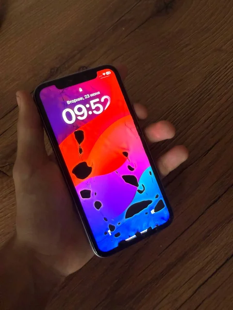 iPhone 11 128ГБ Неисправный - частное объявление в Пермь