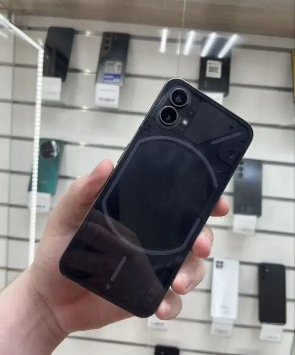 Продажа Google Pixel 7 Pro и Nothing Phone 1 - Смартфоны и телефоны (Электроника) в Пермь
