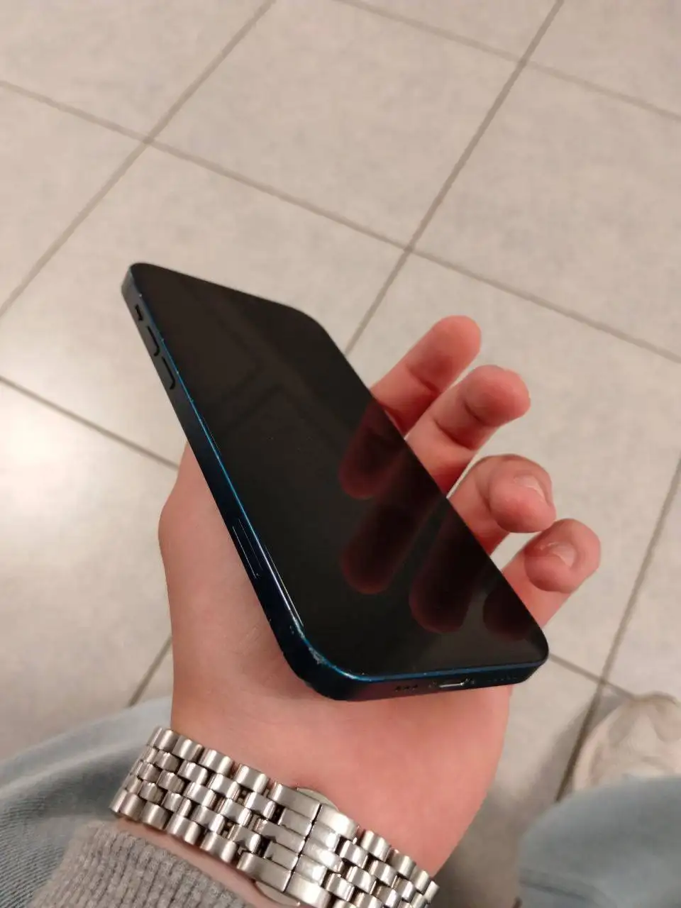 Продам iPhone XR - Смартфоны и гаджеты (Электроника) в Пермь