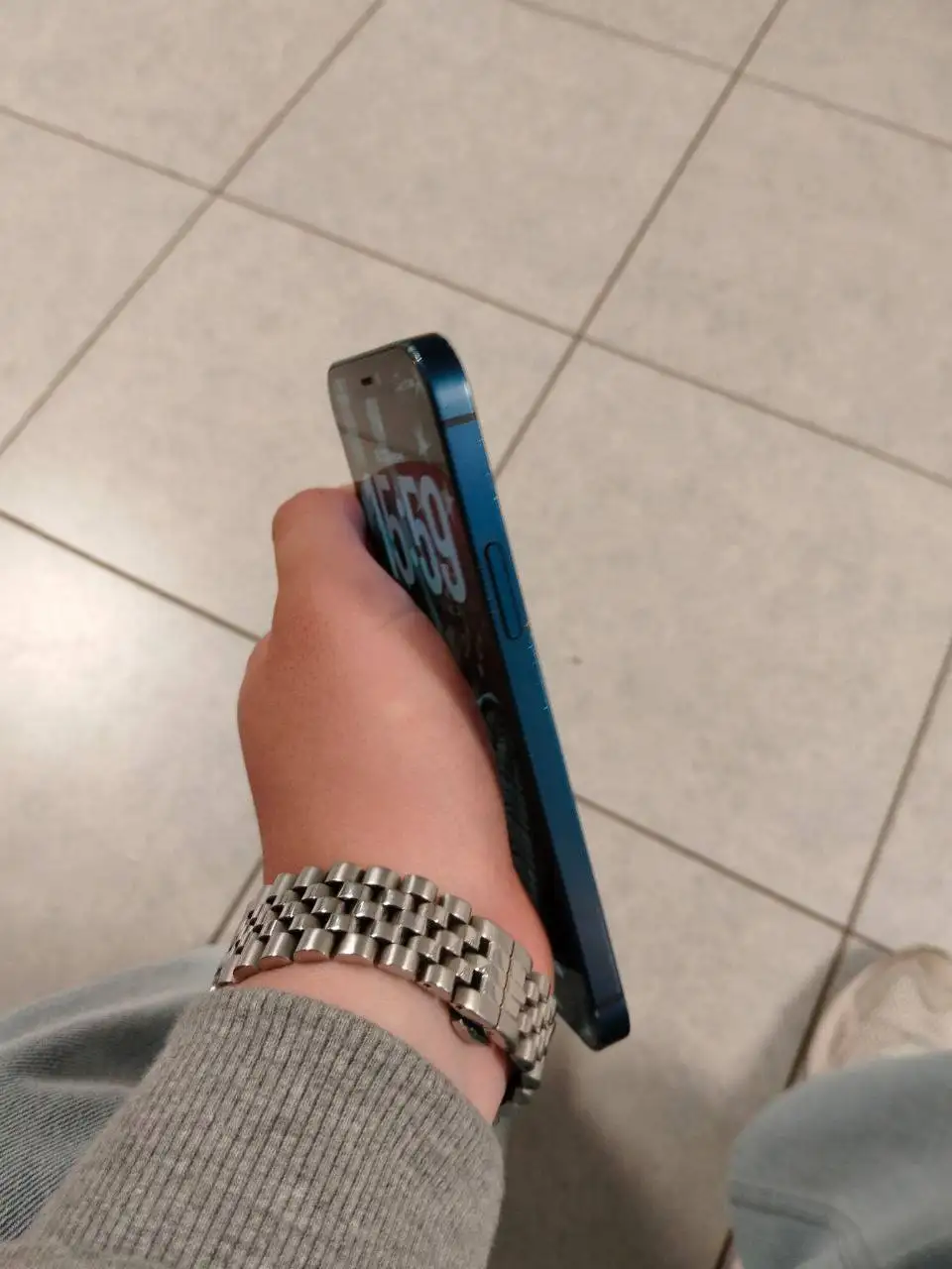 Продам iPhone XR - Смартфоны и гаджеты (Электроника) в Пермь