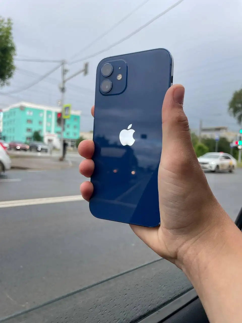 iPhone 12 64gb blue - Электроника в Пермь