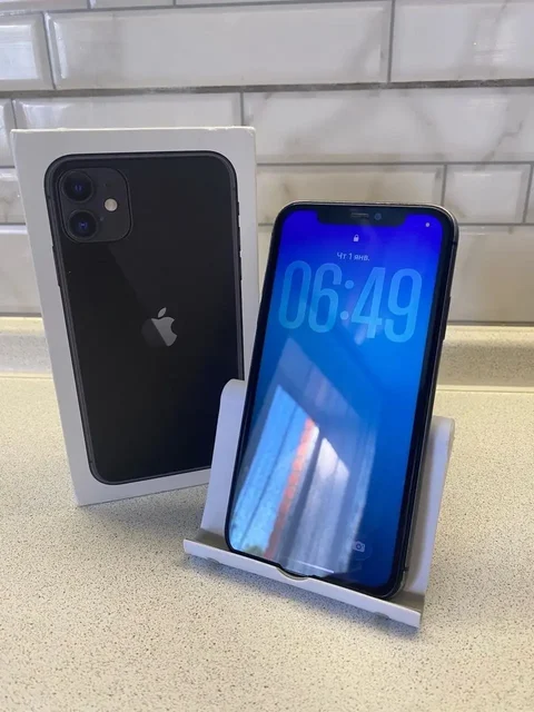 iPhone 11 64GB в отличном состоянии - Холодильники в Пермь