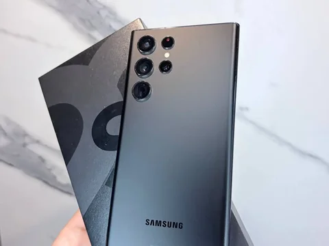 Samsung S22 Ultra 256GB - Смартфоны в Пермь