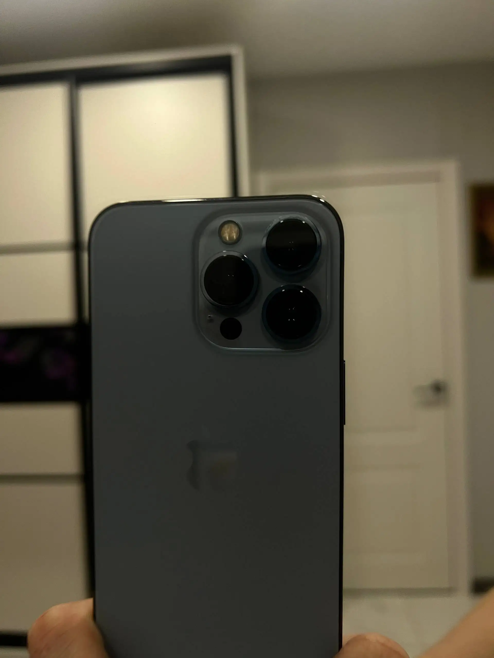 Обмен iPhone 13 Pro - Смартфоны и аксессуары (Электроника) в Пермь