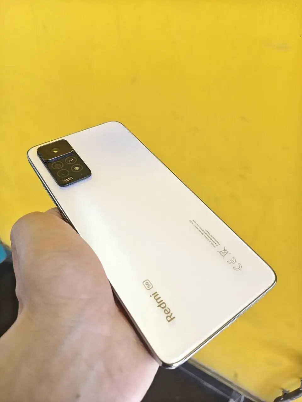 Продажа/обмен Honor 50 Lite и Xiaomi Redmi Note 11 Pro - Смартфоны (Электроника) в Пермь