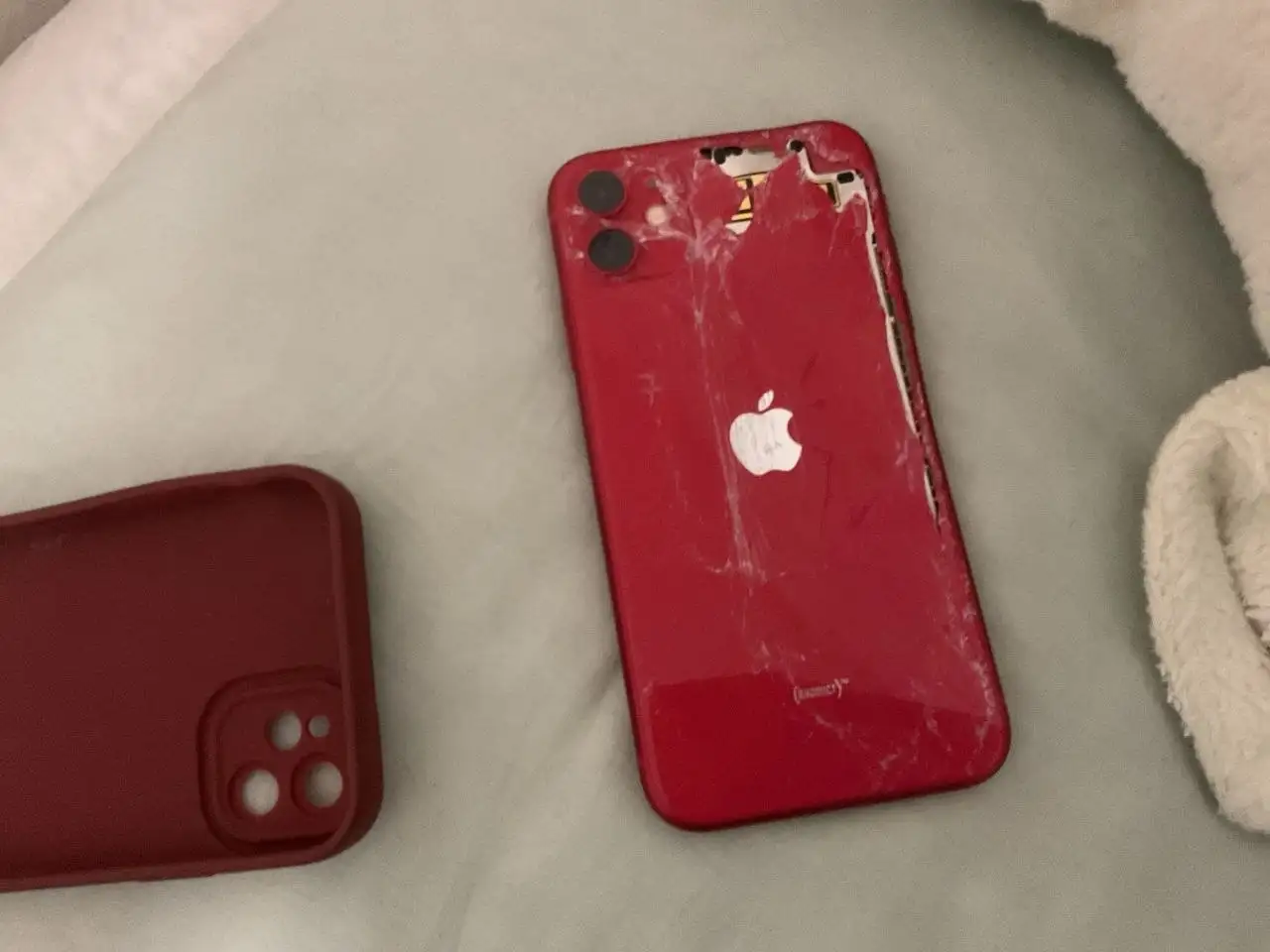 iPhone 11 - цена для перекупа - Смартфоны и гаджеты (Электроника) в Пермь