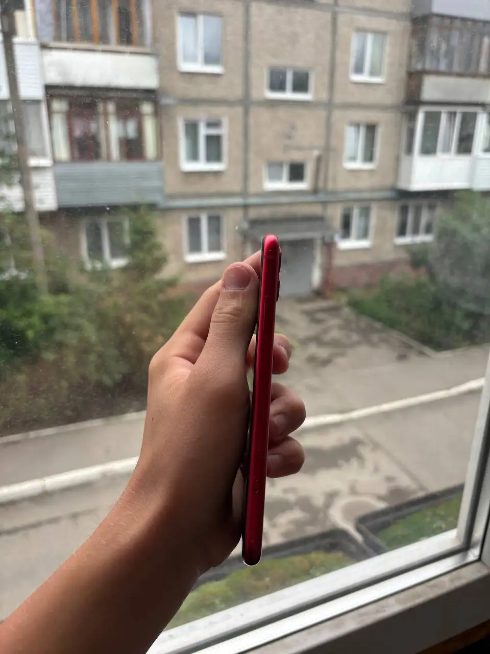 iPhone 11 64 ГБ в хорошем состоянии - Смартфоны и телефоны (Электроника) в Пермь