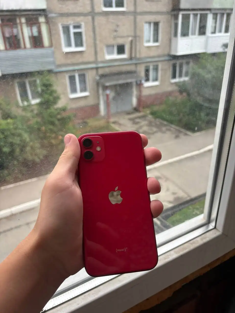 iPhone 11 64 ГБ в хорошем состоянии - Смартфоны и телефоны (Электроника) в Пермь