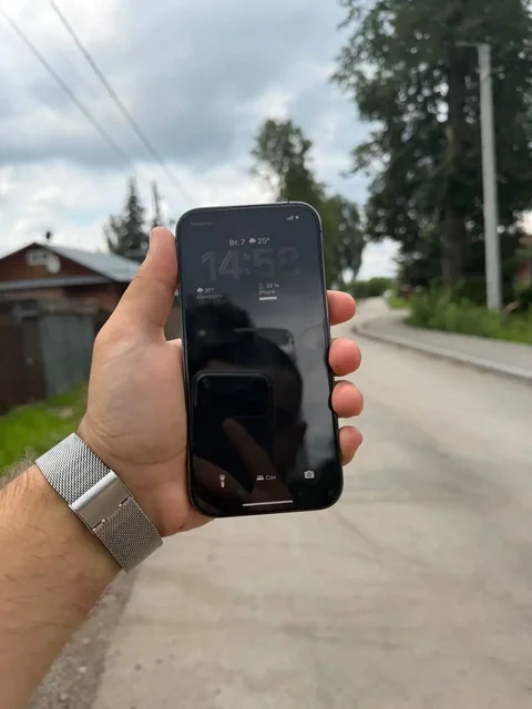 iPhone за 30 000, весь в родне - Электроника в Пермь