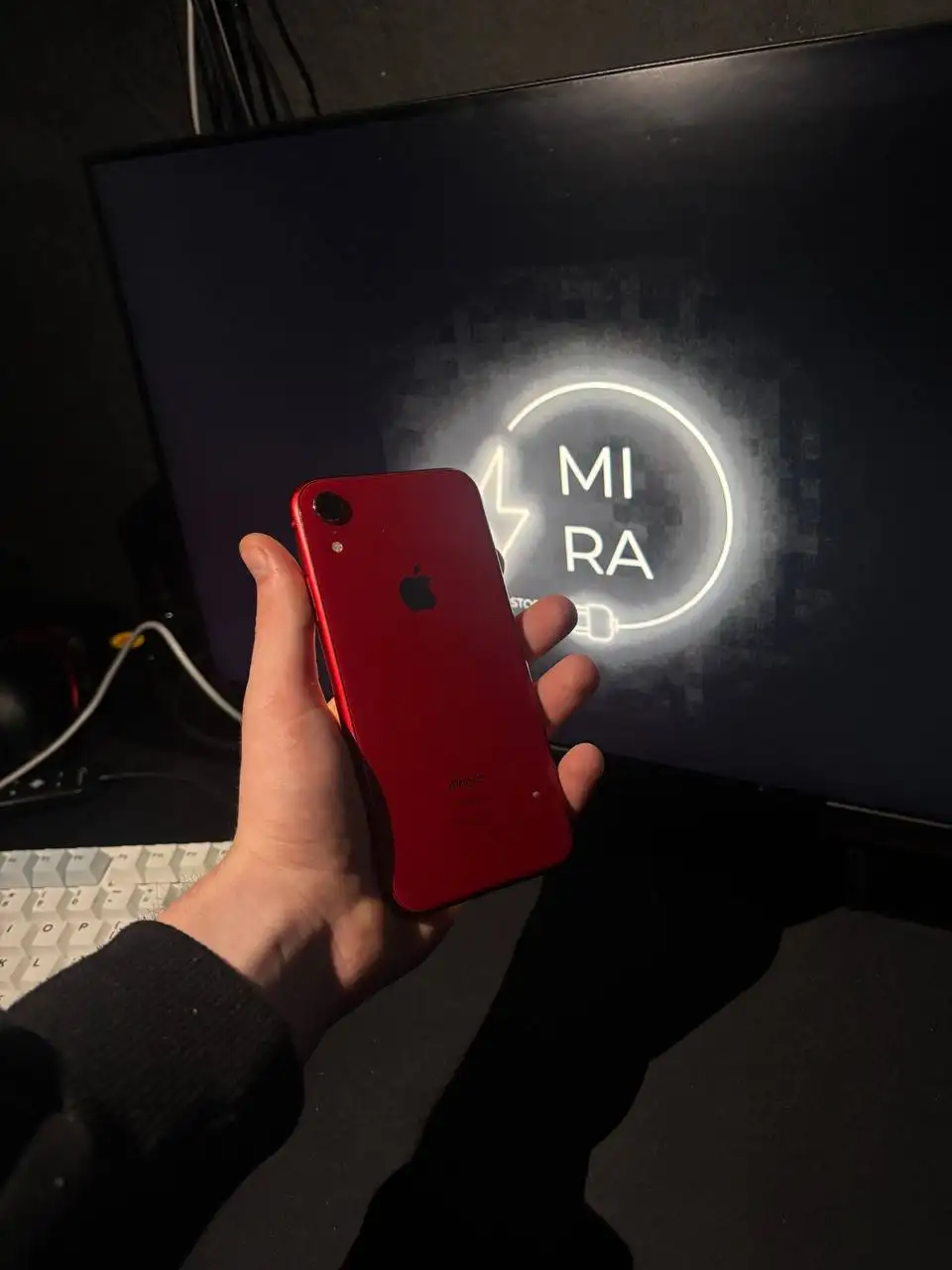 iPhone XR 64GB Red в Перми - Телефоны и аксессуары (Электроника) в Пермь