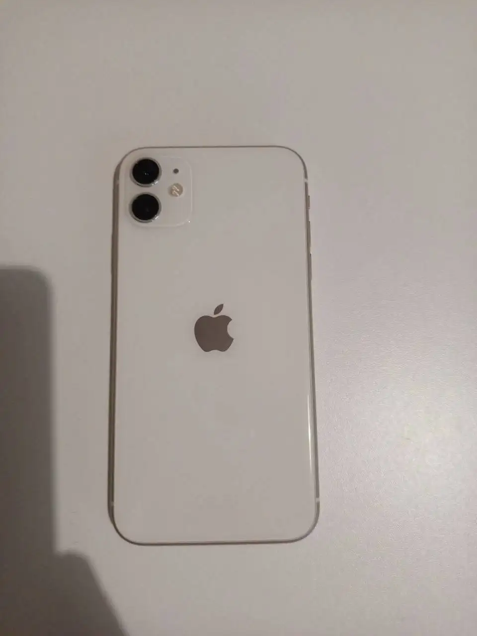 iPhone 11 64GB в отличном состоянии - Электроника (Барахолка) в Пермь