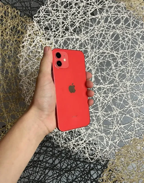 Продам iPhone 12 64 ГБ - Электроника в Пермь