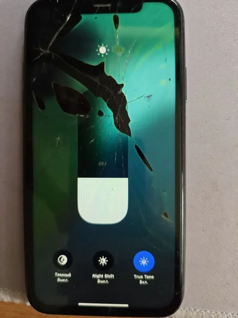 iPhone на запчасти 64ГБ - Электроника в Пермь