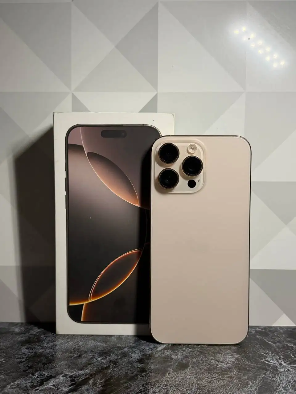 iPhone 16 Pro Max Desert Titanium - Мобильные телефоны (Электроника) в Пермь