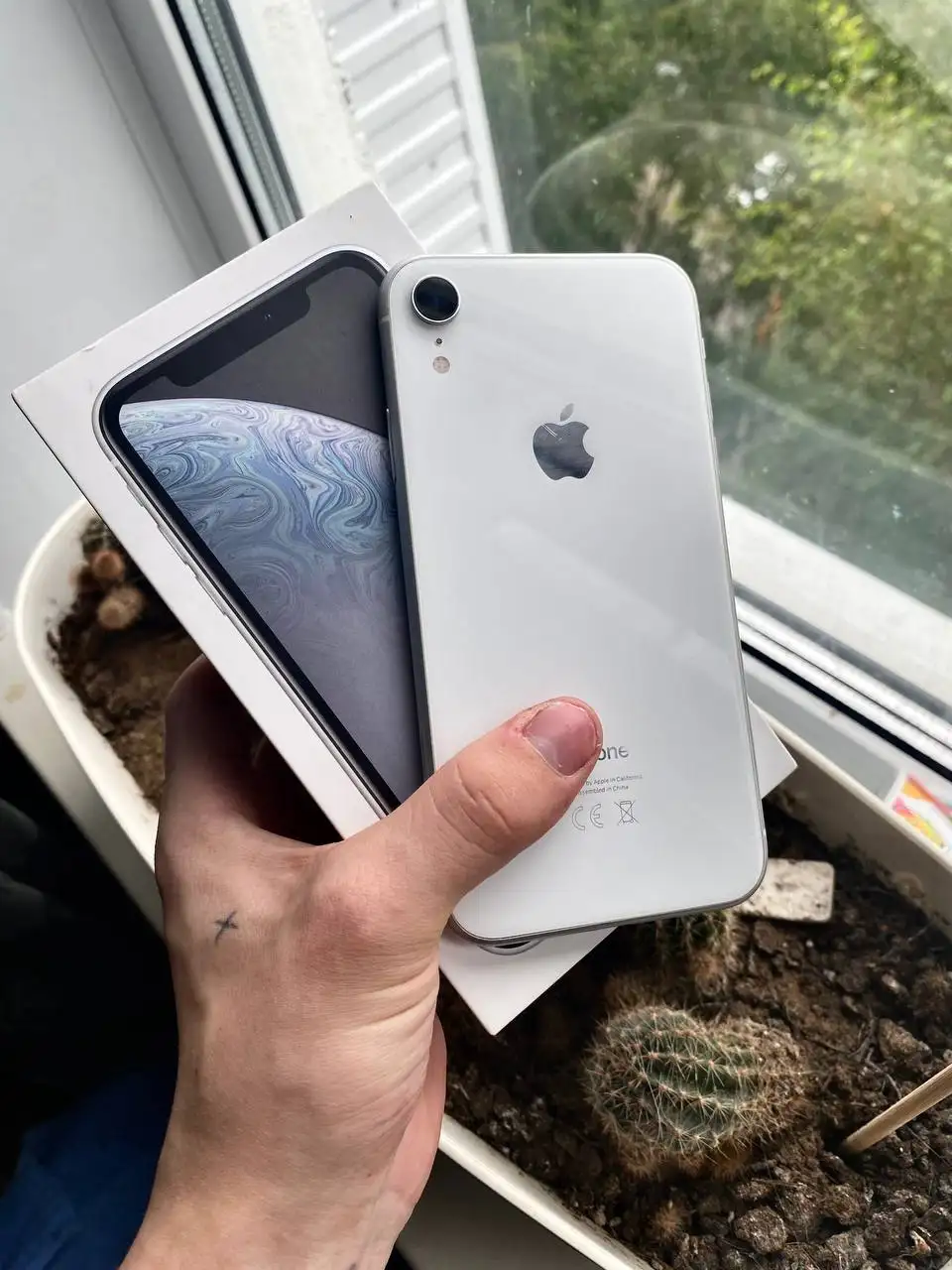 Продажа iPhone 11, XR, 11 Pro - Мобильные телефоны (Электроника) в Пермь