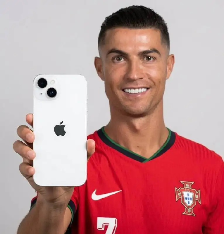 iPhone 14 Plus 128 ГБ - Мобильные телефоны (Электроника) в Пермь