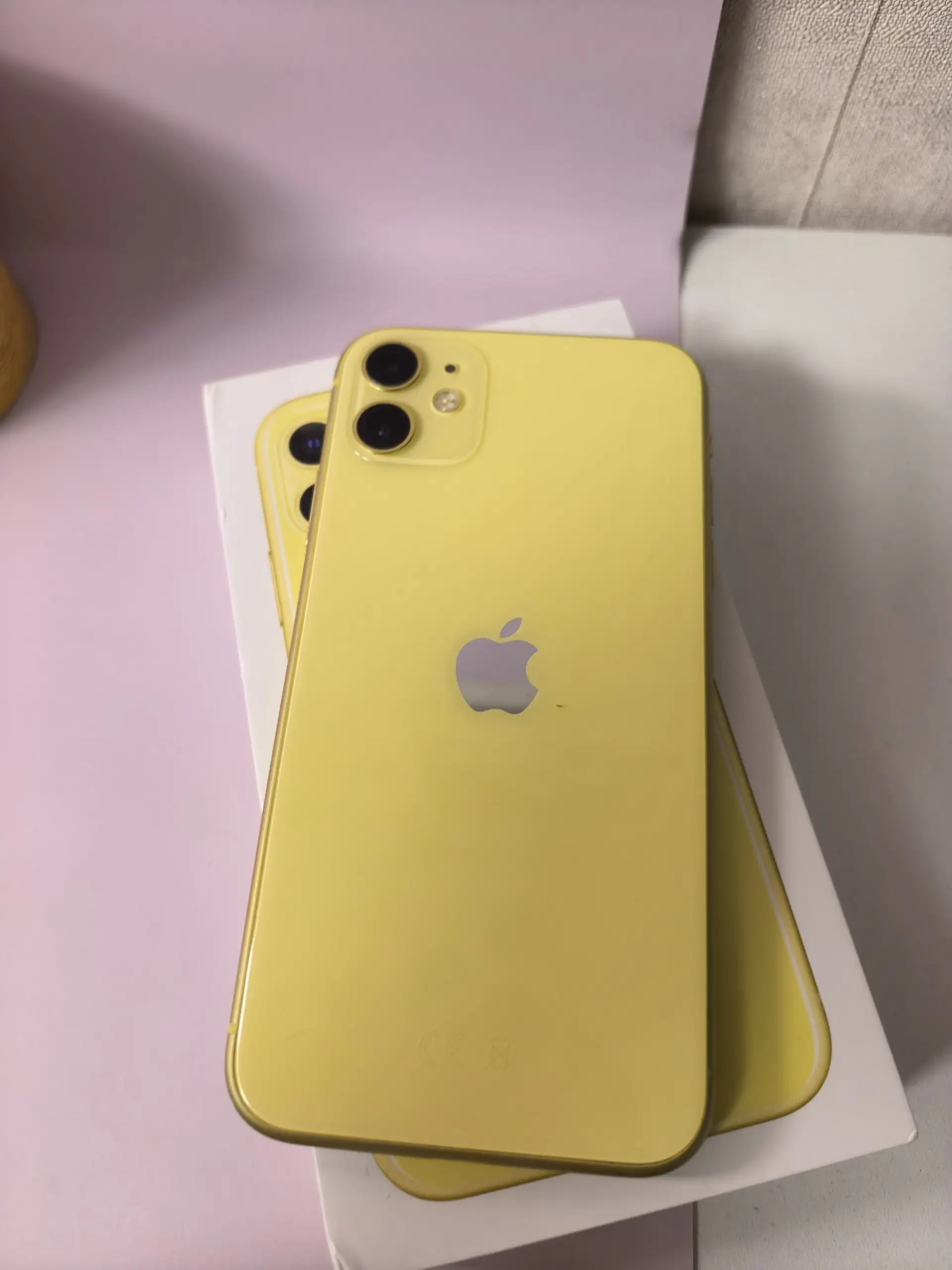 Apple iPhone 11 - Телефоны (Электроника) в Пермь