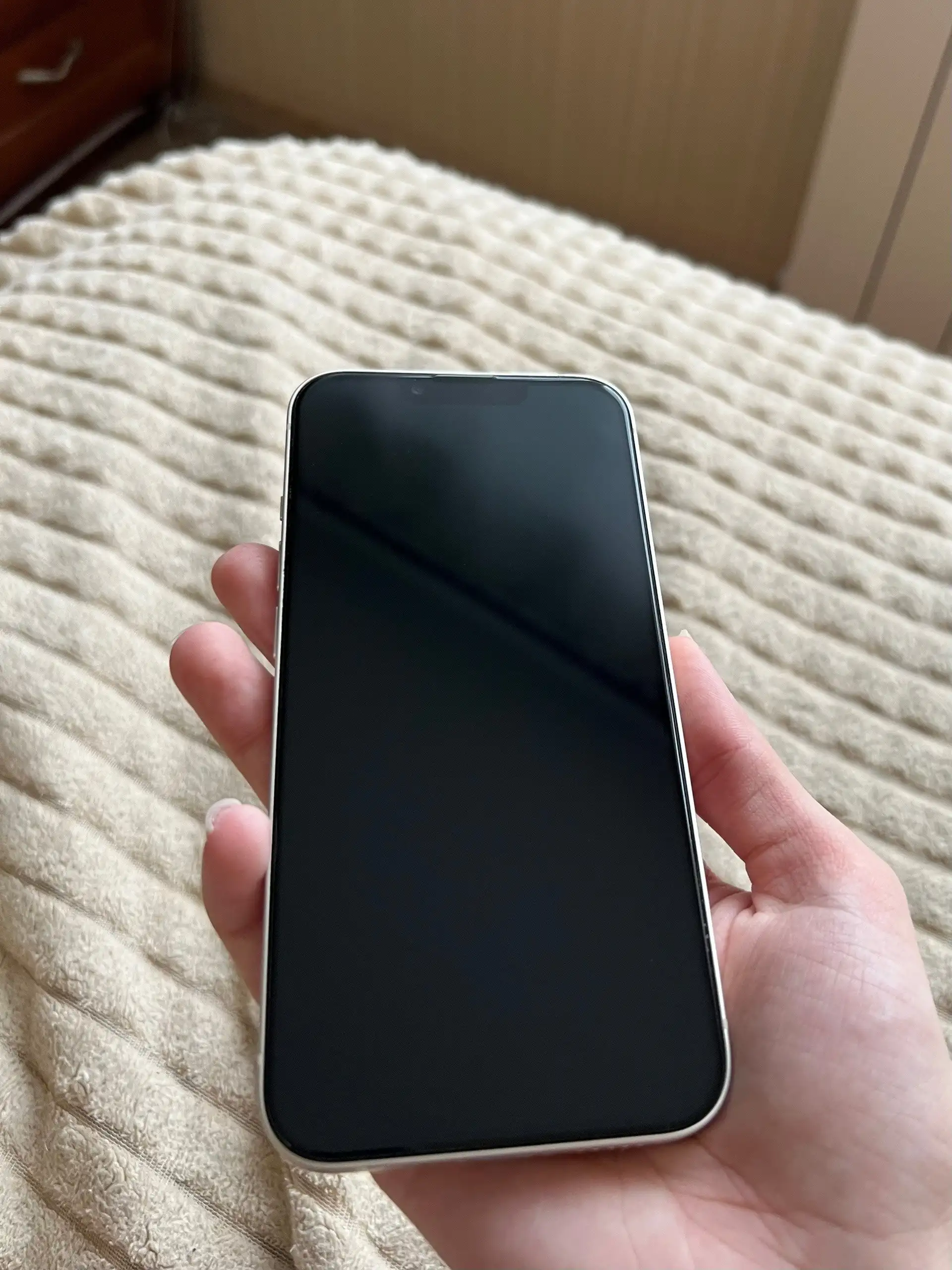 Продажа iPhone 13 - Смартфоны и гаджеты (Электроника) в Пермь
