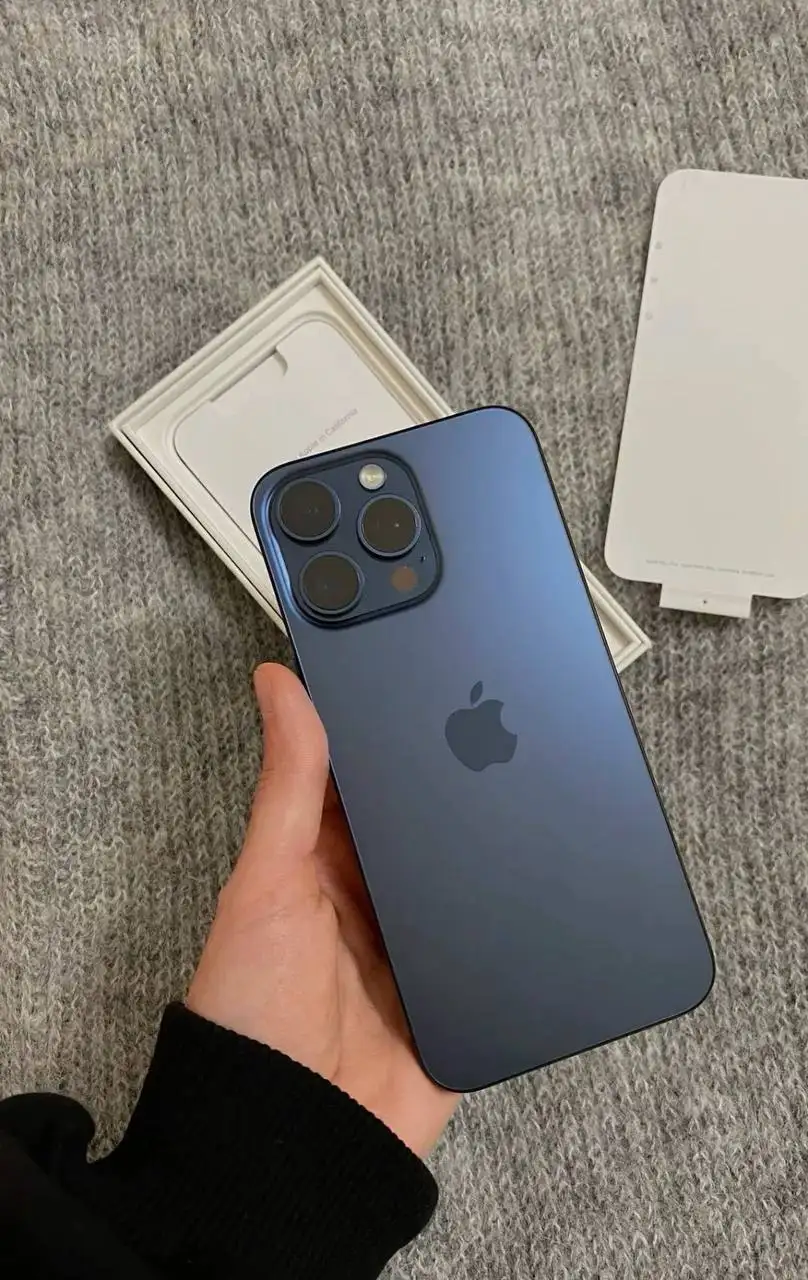 iPhone 15 Pro Max 256GB Blue Titanium - Электроника в Пермь