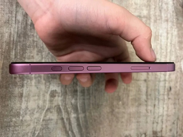 iPhone 16 на запчасти - Мобильные телефоны и аксессуары в Пермь