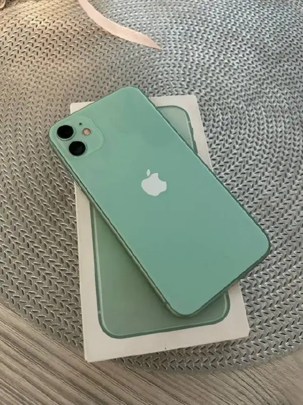iPhone 128GB без фейса - Телефоны (Барахолка) в Пермь