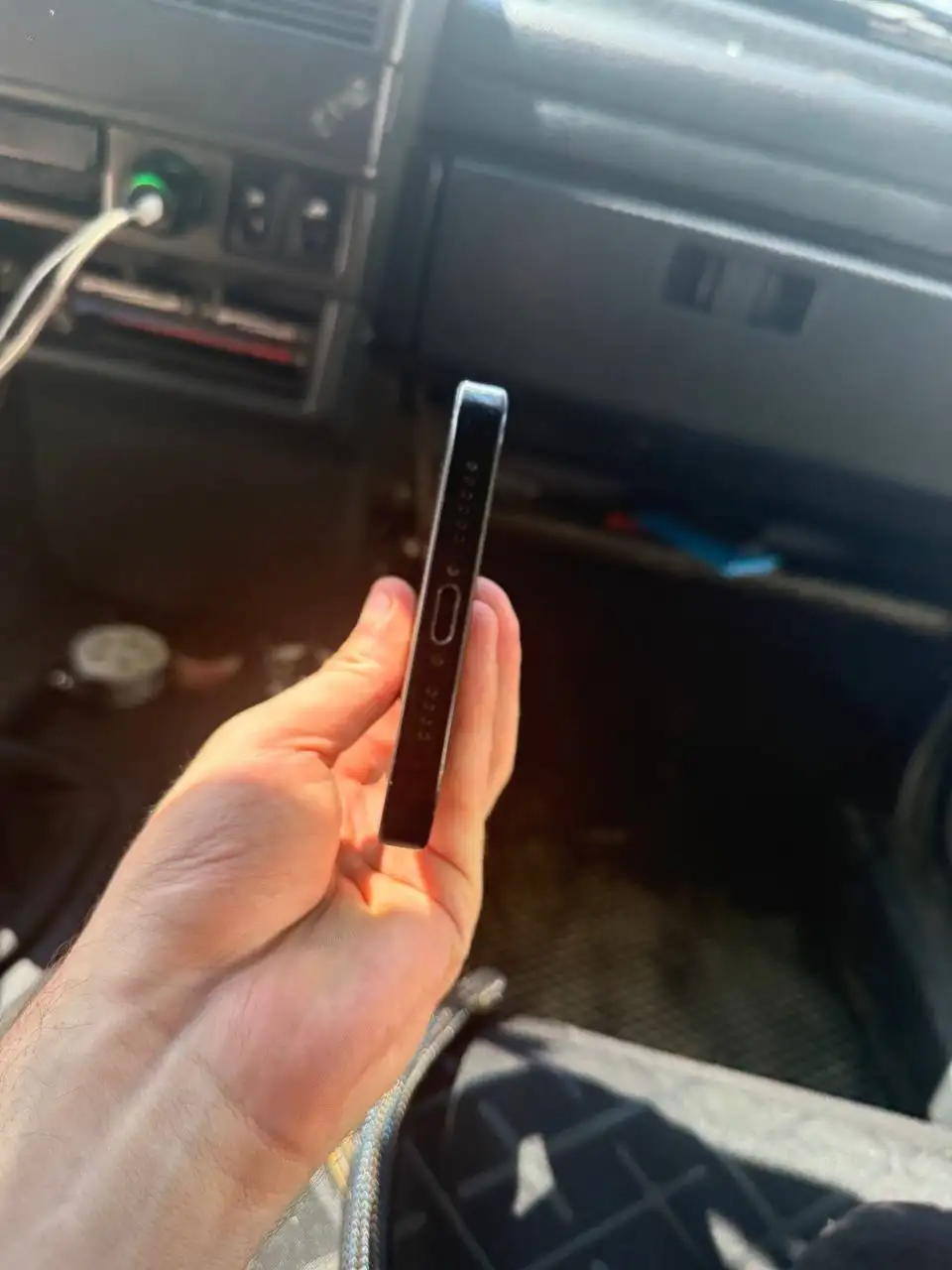 Продам iPhone 16 Pro Max 256 ГБ - Мобильные телефоны (Электроника) в Пермь